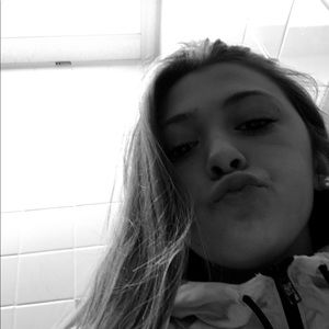 Meet your Posher, Brooke